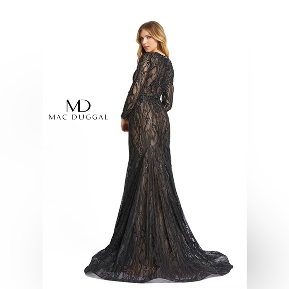 Long sleeve beaded plunge neck lace gown - Picture 2 of 3